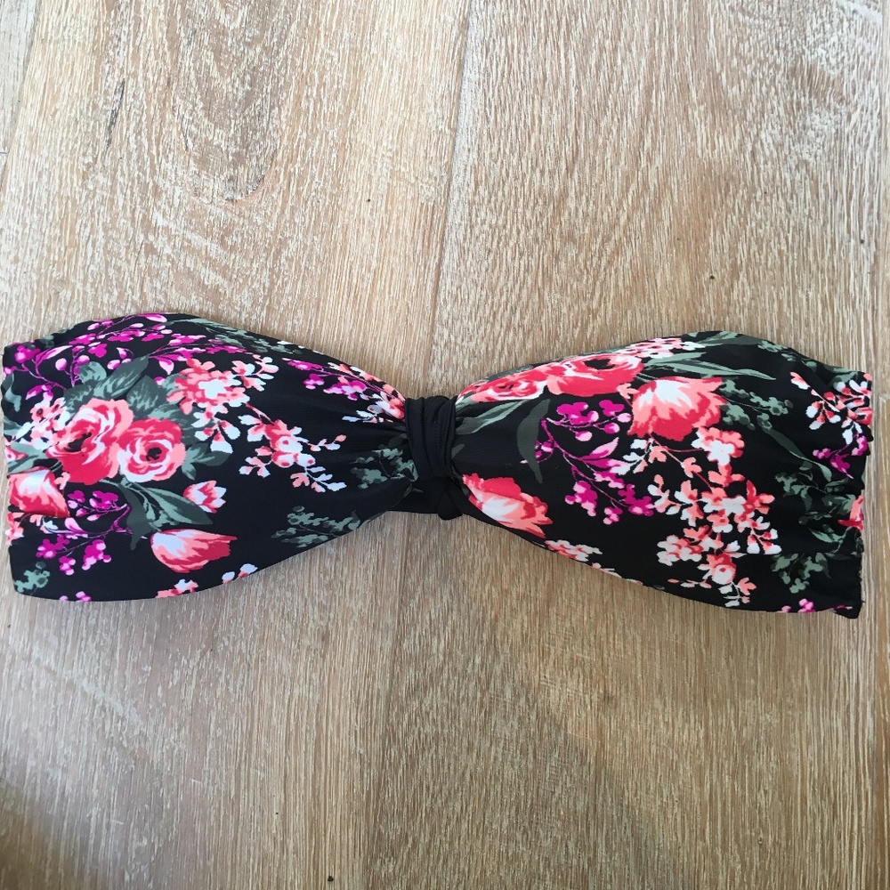 strapless bikini top